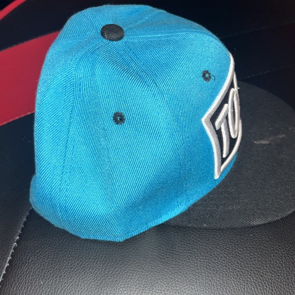 SnapBack hat - Picture 4 of 4